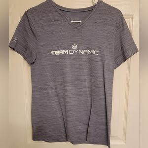 Team dynamic discs, gray athletic top, size small